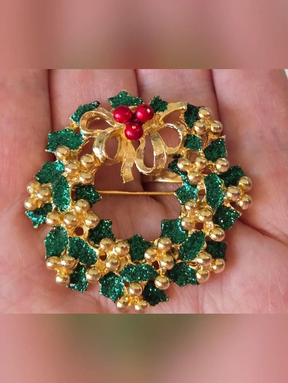 Holiday Wreath Brooch with Green Glitter Leaves and Red Berries